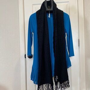 Tory Burch Black Whip Stitch Iconic Emblem.